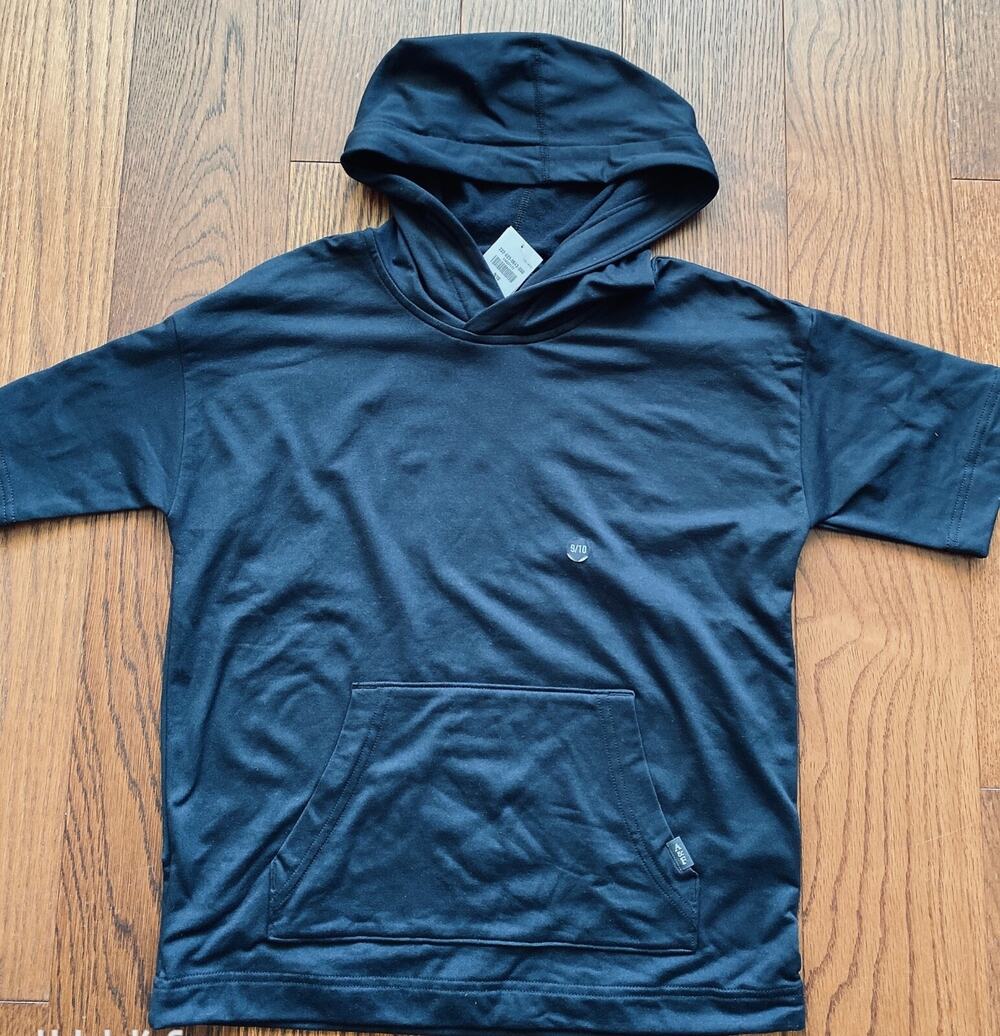 NWT Boy's Abercrombie and Fitch T-Shirt Hoodie Short Sleeve Black 9/10